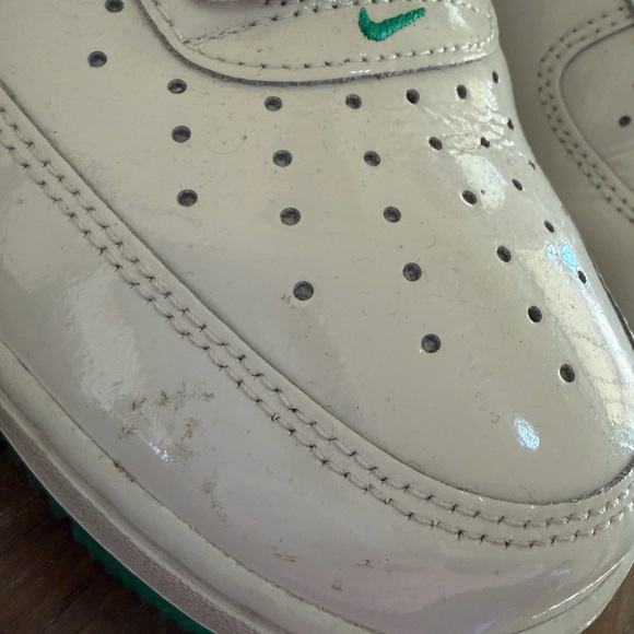 Nike AirForce 1 White and Green Low-Top Sneakers - Picture 4 of 14